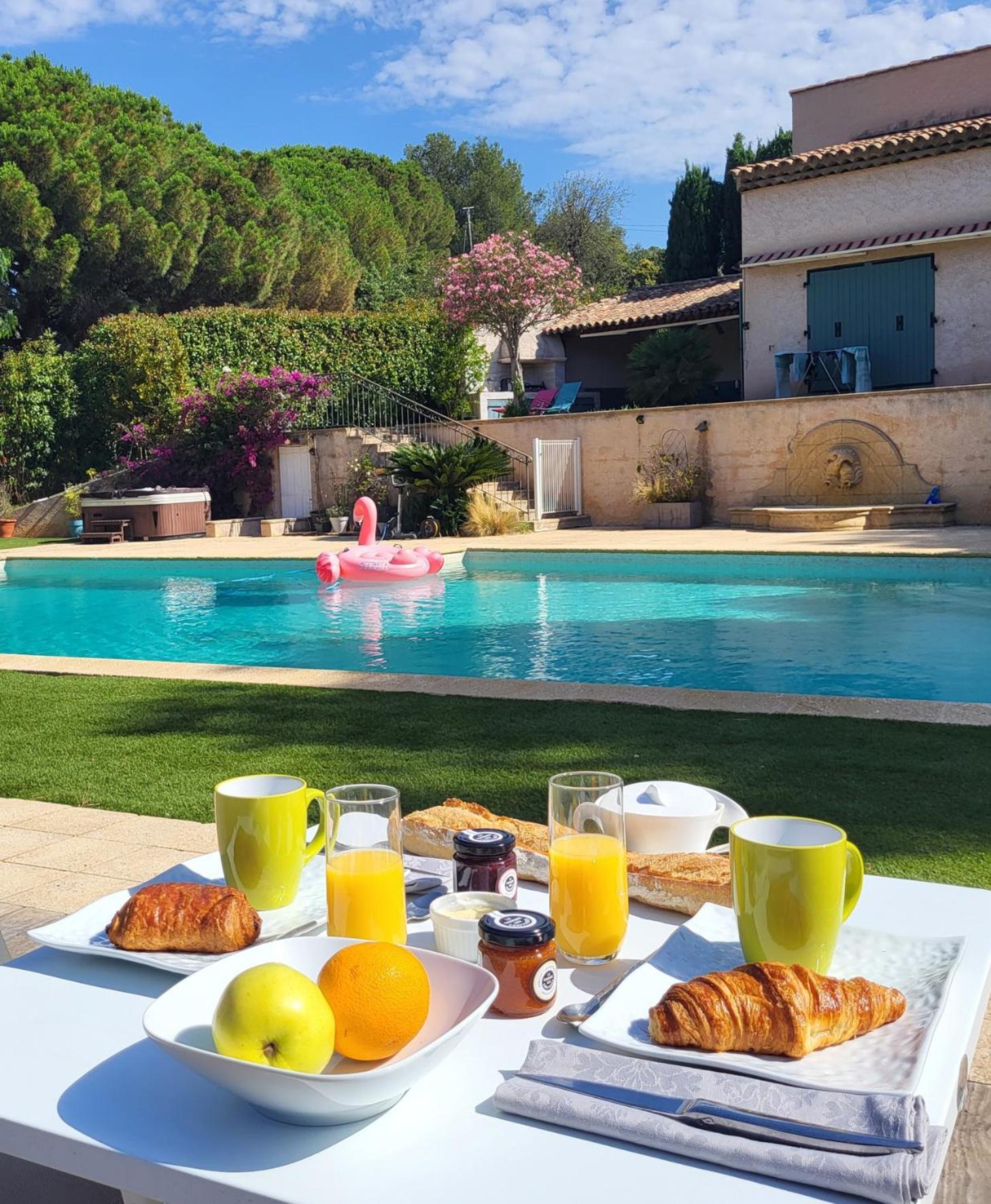La Villa Romeo, Piscine Et Spa Sainte-Maxime Exterior foto